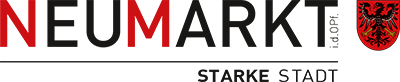 Logo der Stadt Neumarkt. In roten und schwarzen Großbuchstaben steht „Neumarkt“ mit um 90° gedrehter Anmerkung „i.d.OPf.“ in grau. Darunter steht rechtsbündig der Schriftzug „Starke Stadt“ in Großbuchstaben; das Wort „Starke“ ist fettgedruckt. Auf der rechten Seite des Logos ist das Wappen der Stadt abgebildet (schwarzer Adler auf rotem Hintergrund).